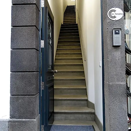 Appartement Ca Tanoeiros 2 *